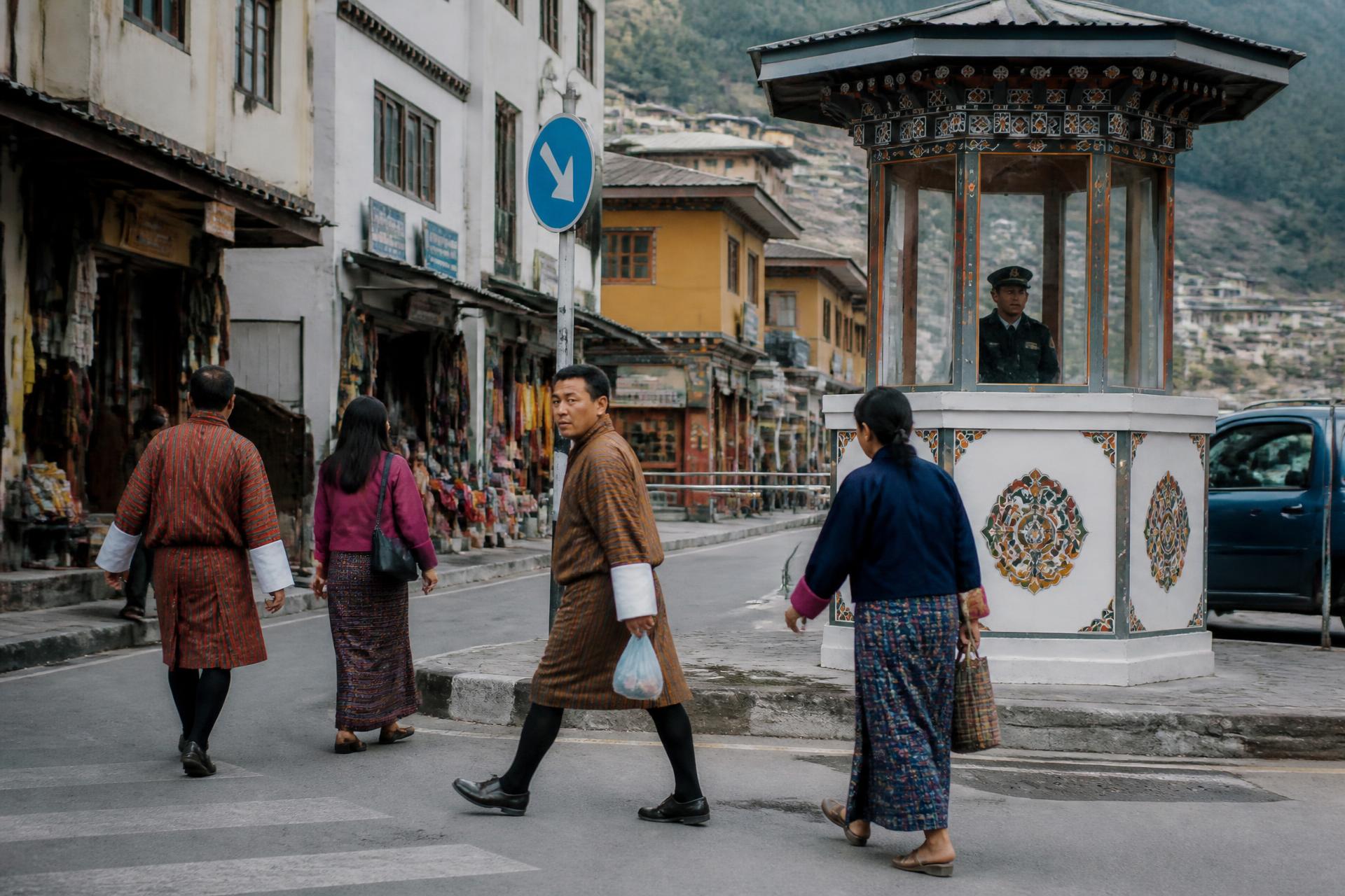 Punakha Dzong at the confluence of the Pho Chhu and Mo Chhu rivers
